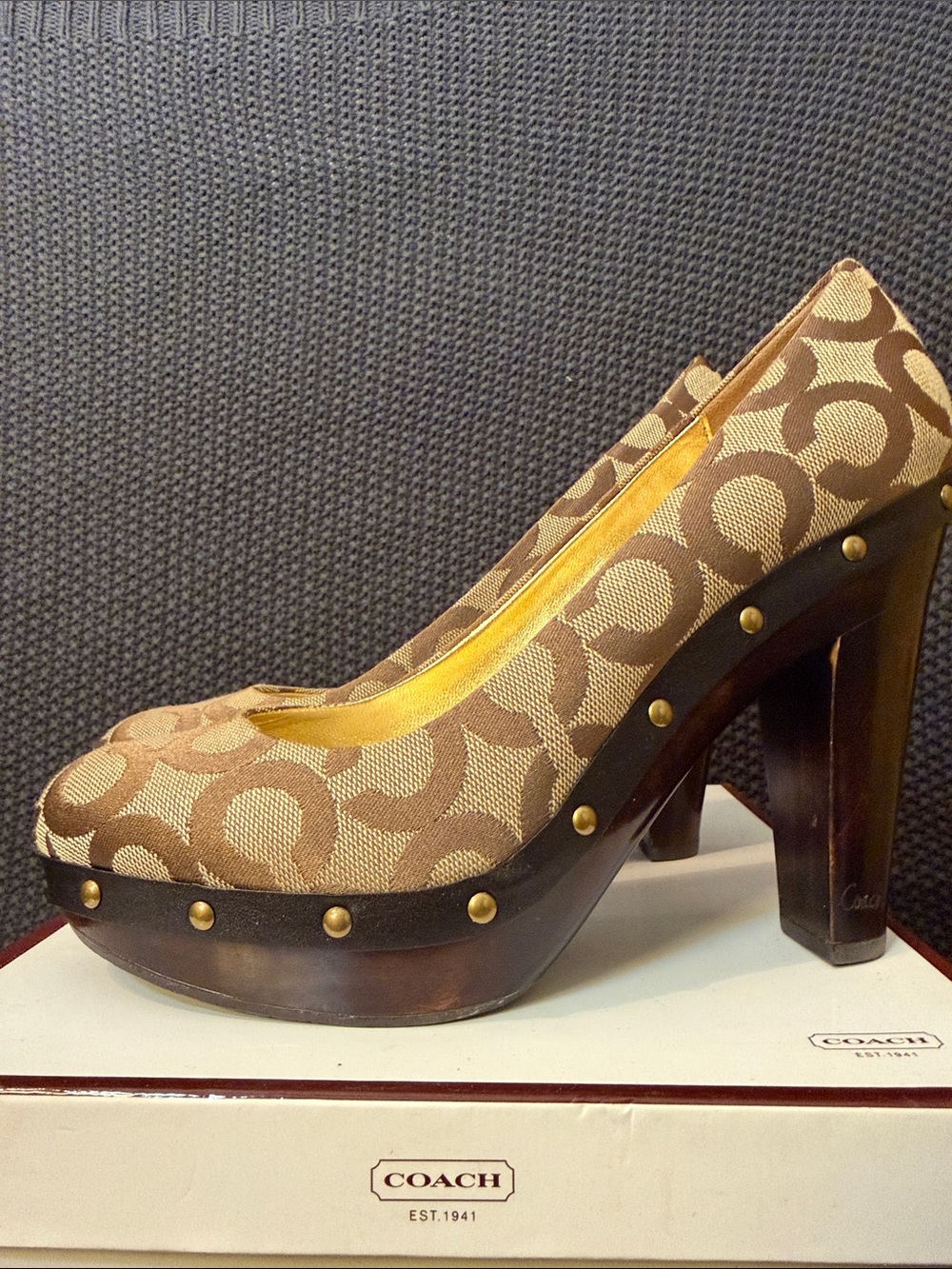 Coach Tan/Brown Signature Canvas Studded Platform Pumps -425 - Picture 9 of 10